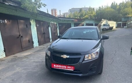 Chevrolet Cruze II, 2014 год, 600 000 рублей, 2 фотография
