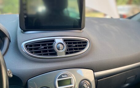 Renault Clio III, 2009 год, 530 000 рублей, 15 фотография