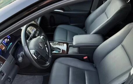 Toyota Camry, 2018 год, 2 100 000 рублей, 9 фотография