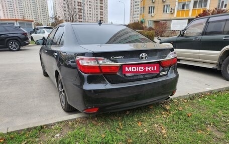 Toyota Camry, 2018 год, 2 100 000 рублей, 6 фотография
