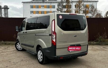 Ford Tourneo Custom I рестайлинг, 2017 год, 2 200 000 рублей, 6 фотография