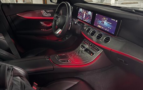 Mercedes-Benz E-Класс, 2021 год, 6 300 000 рублей, 25 фотография