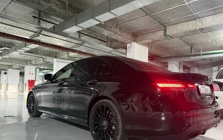 Mercedes-Benz E-Класс, 2021 год, 6 300 000 рублей, 30 фотография