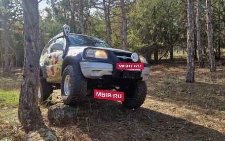 Suzuki Escudo III, 1998 год, 620 000 рублей, 4 фотография