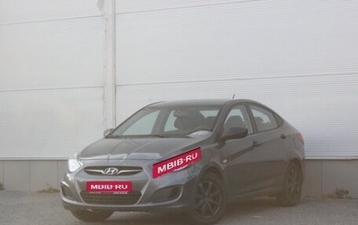 Hyundai Solaris II рестайлинг, 2013 год, 697 000 рублей, 1 фотография