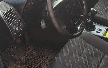 Mercedes-Benz C-Класс, 1998 год, 750 000 рублей, 9 фотография