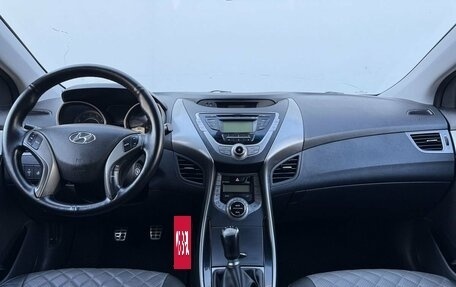 Hyundai Elantra V, 2012 год, 730 000 рублей, 12 фотография