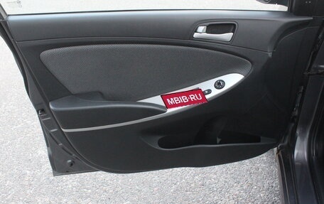 Hyundai Solaris II рестайлинг, 2013 год, 697 000 рублей, 8 фотография