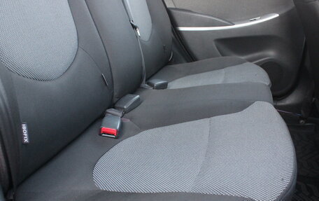 Hyundai Solaris II рестайлинг, 2013 год, 697 000 рублей, 13 фотография