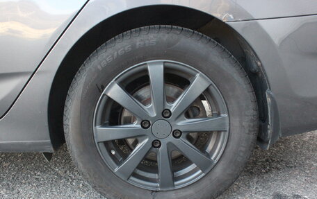 Hyundai Solaris II рестайлинг, 2013 год, 697 000 рублей, 22 фотография