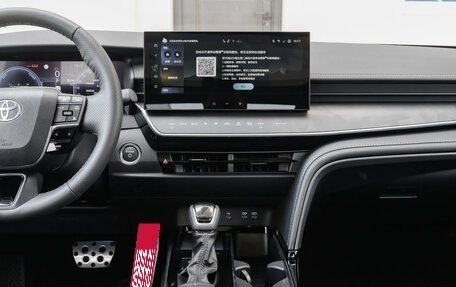 Toyota Camry, 2025 год, 2 760 000 рублей, 10 фотография