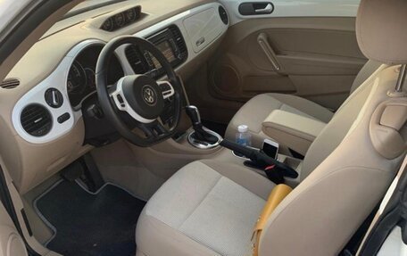 Volkswagen Beetle, 2014 год, 2 000 000 рублей, 2 фотография