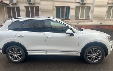 Volkswagen Touareg III, 2016 год, 3 000 000 рублей, 10 фотография