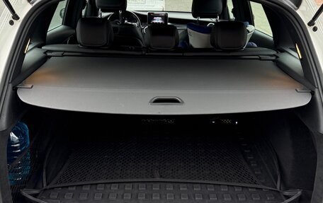 Mercedes-Benz GLC, 2018 год, 3 800 000 рублей, 14 фотография