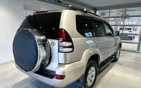 Toyota Land Cruiser Prado 120 рестайлинг, 2004 год, 1 800 000 рублей, 4 фотография