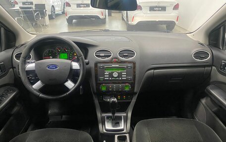 Ford Focus II рестайлинг, 2006 год, 384 000 рублей, 17 фотография