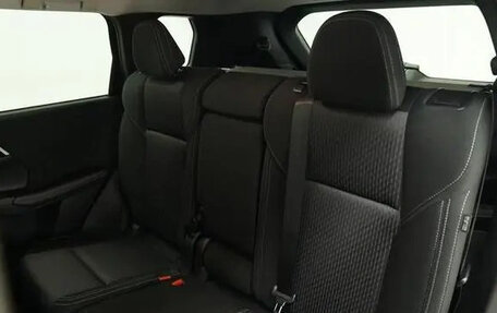 Mitsubishi Outlander, 2025 год, 7 100 000 рублей, 15 фотография