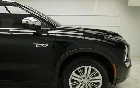 Mitsubishi Outlander, 2025 год, 7 100 000 рублей, 22 фотография