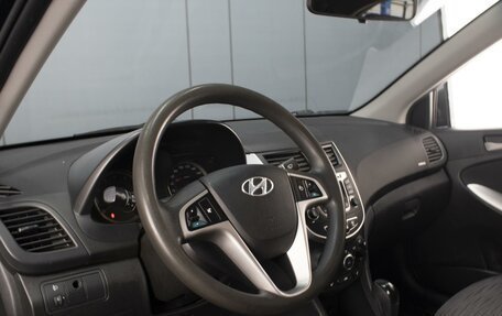 Hyundai Solaris II рестайлинг, 2015 год, 950 000 рублей, 13 фотография