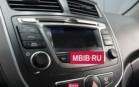 Hyundai Solaris II рестайлинг, 2015 год, 950 000 рублей, 15 фотография