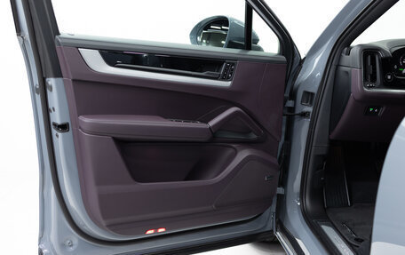 Porsche Cayenne III, 2025 год, 18 490 000 рублей, 8 фотография