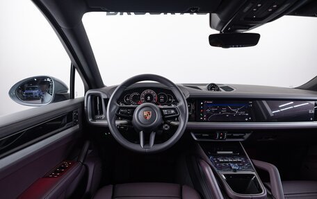 Porsche Cayenne III, 2025 год, 18 490 000 рублей, 13 фотография