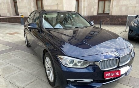 BMW 3 серия, 2013 год, 2 000 000 рублей, 3 фотография