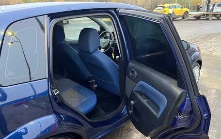 Ford Fiesta, 2005 год, 370 000 рублей, 19 фотография