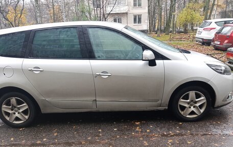 Renault Scenic III, 2015 год, 1 100 000 рублей, 2 фотография