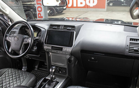 Toyota Land Cruiser Prado 150 рестайлинг 2, 2020 год, 4 798 000 рублей, 11 фотография