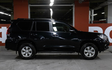 Toyota Land Cruiser Prado 150 рестайлинг 2, 2020 год, 4 798 000 рублей, 4 фотография