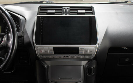 Toyota Land Cruiser Prado 150 рестайлинг 2, 2020 год, 4 798 000 рублей, 15 фотография