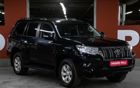 Toyota Land Cruiser Prado 150 рестайлинг 2, 2020 год, 4 798 000 рублей, 3 фотография