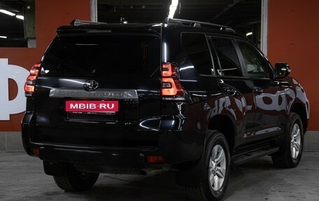 Toyota Land Cruiser Prado 150 рестайлинг 2, 2020 год, 4 798 000 рублей, 5 фотография