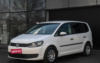 Volkswagen Touran III, 2011 год, 877 000 рублей, 1 фотография
