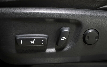 Toyota Land Cruiser Prado 150 рестайлинг 2, 2020 год, 4 798 000 рублей, 23 фотография