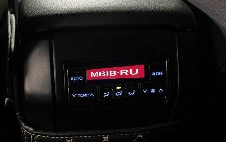 Toyota Land Cruiser Prado 150 рестайлинг 2, 2020 год, 4 798 000 рублей, 22 фотография