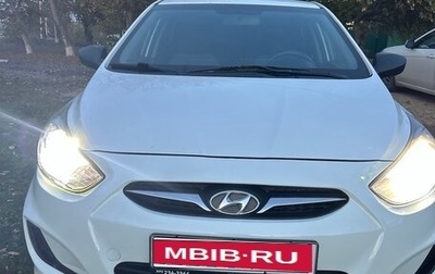Hyundai Solaris II рестайлинг, 2014 год, 640 000 рублей, 1 фотография