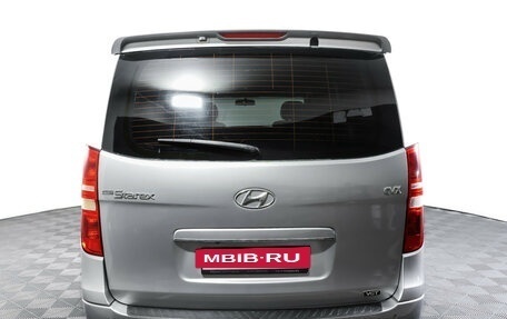 Hyundai Grand Starex Grand Starex I рестайлинг 2, 2013 год, 1 359 000 рублей, 6 фотография