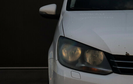 Volkswagen Touran III, 2011 год, 877 000 рублей, 18 фотография