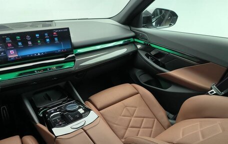 BMW 5 серия, 2025 год, 12 000 000 рублей, 12 фотография