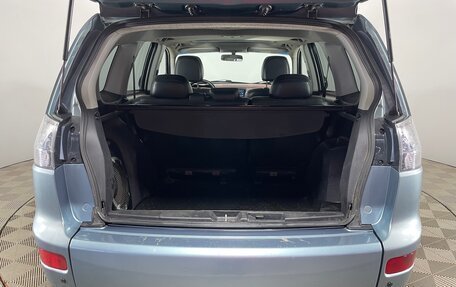 Mitsubishi Outlander III рестайлинг 3, 2007 год, 930 000 рублей, 7 фотография