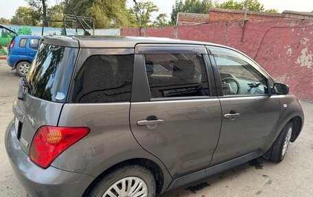 Toyota Ist II, 2004 год, 530 000 рублей, 3 фотография