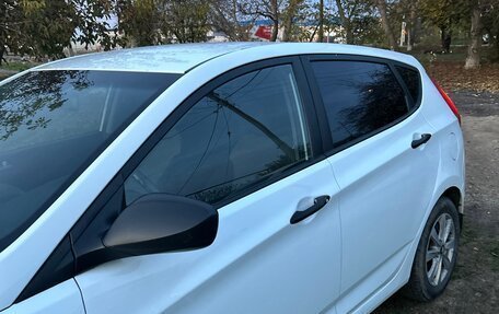 Hyundai Solaris II рестайлинг, 2014 год, 640 000 рублей, 6 фотография