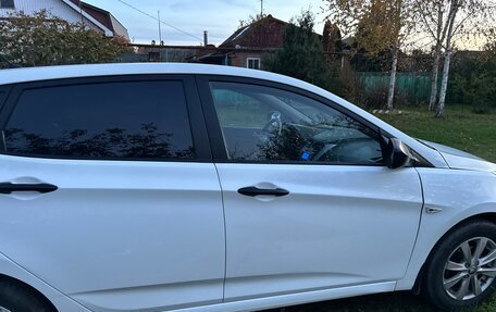 Hyundai Solaris II рестайлинг, 2014 год, 640 000 рублей, 13 фотография