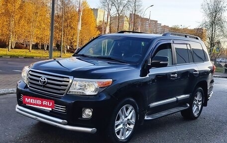 Toyota Land Cruiser 200, 2013 год, 3 500 000 рублей, 6 фотография