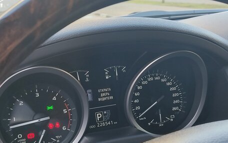 Toyota Land Cruiser 200, 2013 год, 3 500 000 рублей, 19 фотография