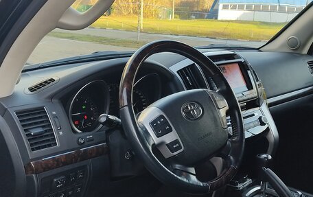 Toyota Land Cruiser 200, 2013 год, 3 500 000 рублей, 39 фотография