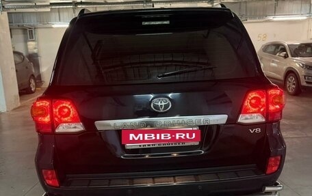 Toyota Land Cruiser 200, 2013 год, 3 500 000 рублей, 29 фотография