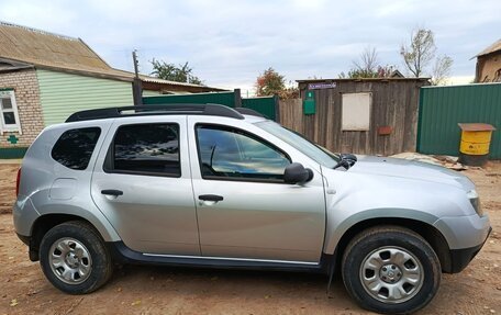 Renault Duster I рестайлинг, 2014 год, 930 000 рублей, 2 фотография
